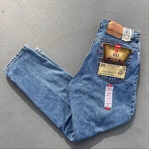 Vintage Ladies Levis 551 relaxed fit taper leg mom jeans Deadstock 14 SHORT